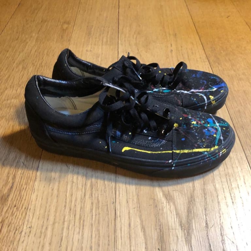 Custom Black Vans splatter paint
